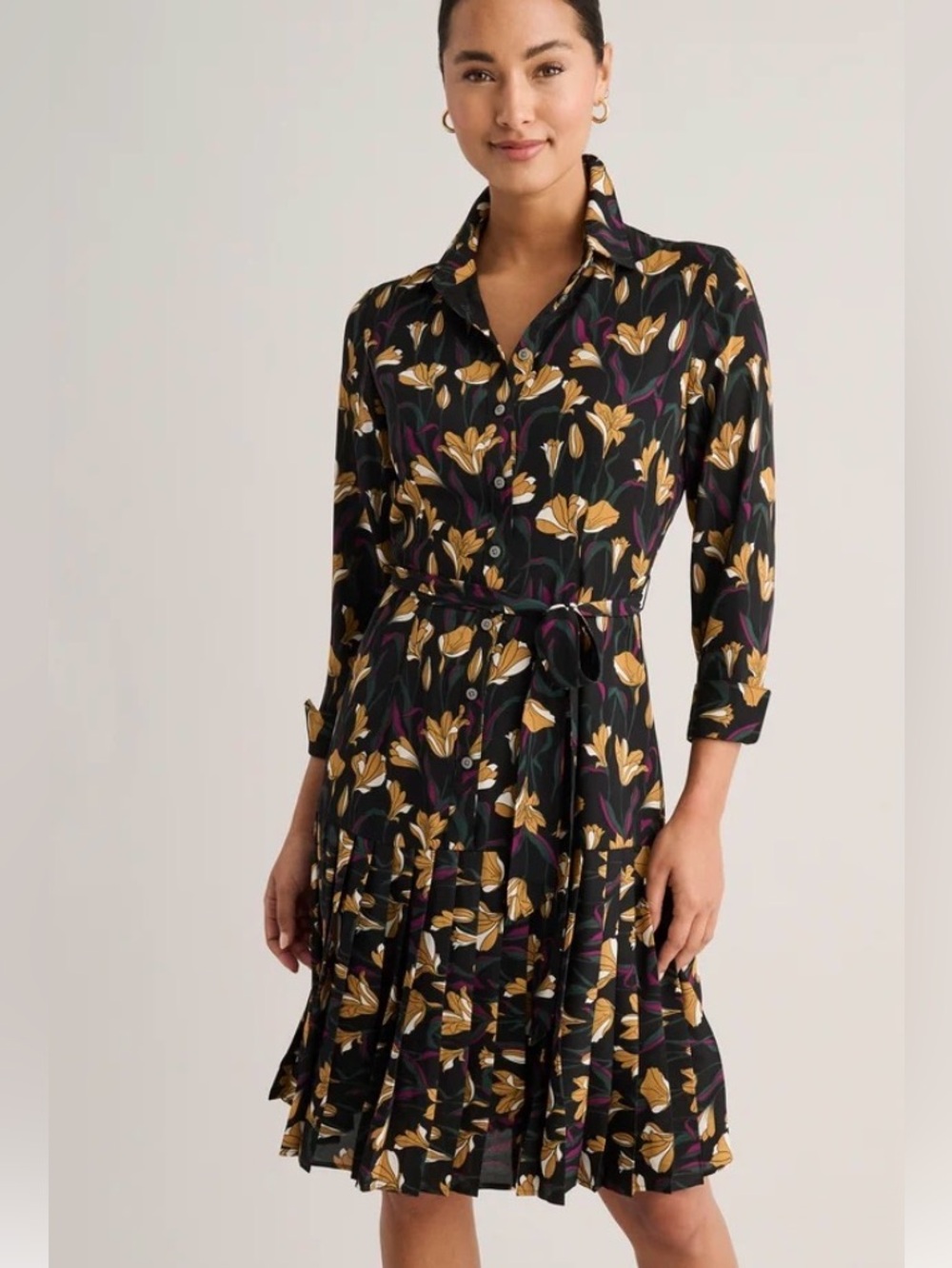 UNTUCKit Pleated Janice Midi Shirt Dress in black gold floral size 16
